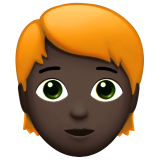 Person: dunkle Hautfarbe, rotes Haar