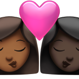 sich küssendes Paar: Frau, Frau, mitteldunkle Hautfarbe und dunkle Hautfarbe