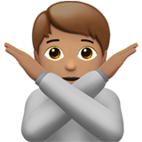 Person mit überkreuzten Armen: mittlere Hautfarbe