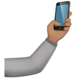 Selfie: mittlere Hautfarbe